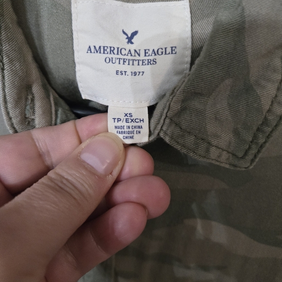 American Eagle Outfitters Camouflage Long Sleeve Button Down Shirt - Picture 8 of 8